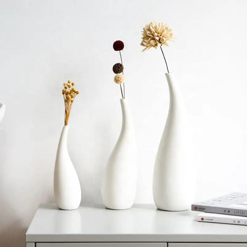 White Ceramic Decorative Flower Vase